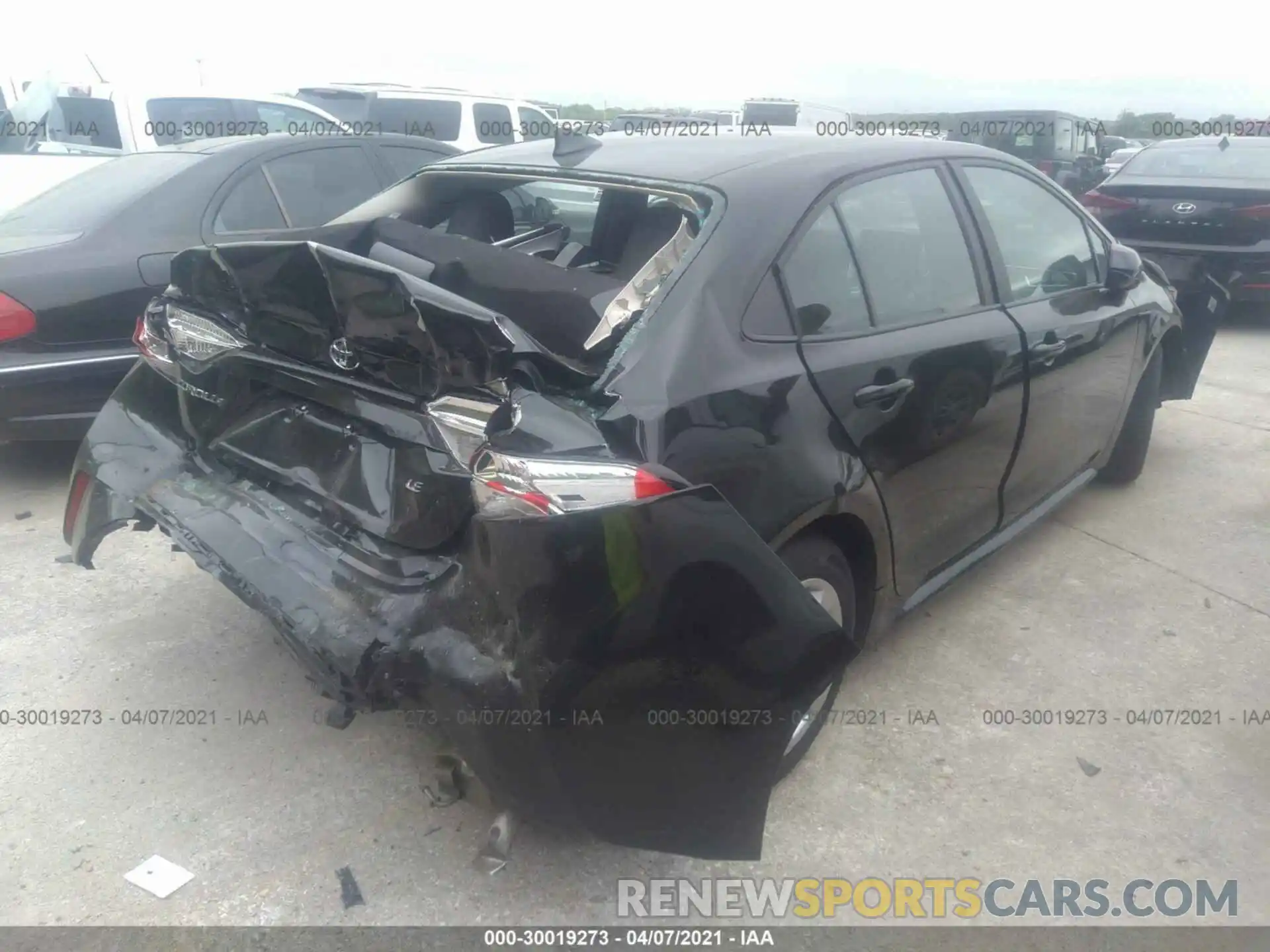 4 Photograph of a damaged car 5YFEPMAE3MP220084 TOYOTA COROLLA 2021