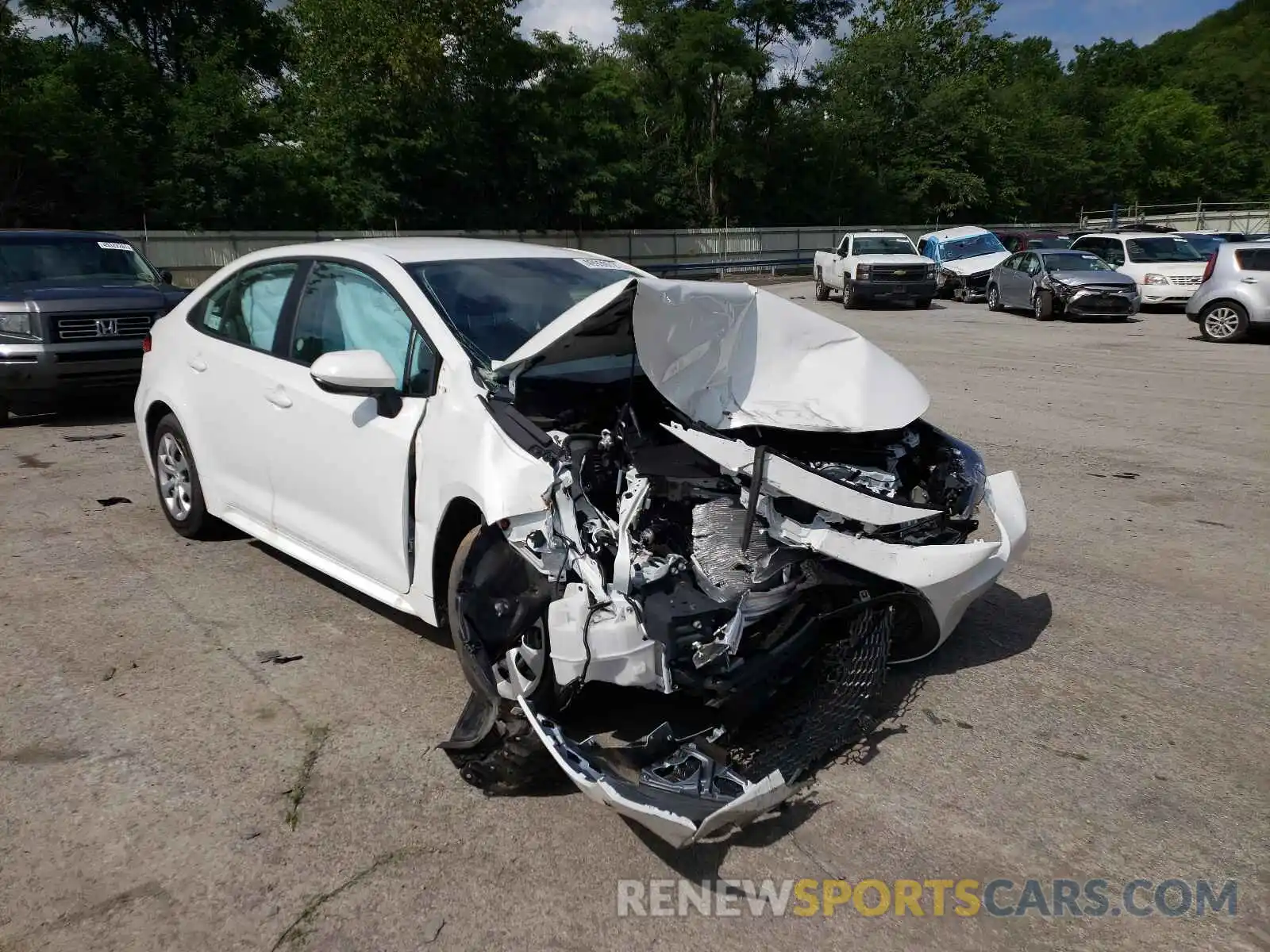 1 Photograph of a damaged car 5YFEPMAE3MP221106 TOYOTA COROLLA 2021