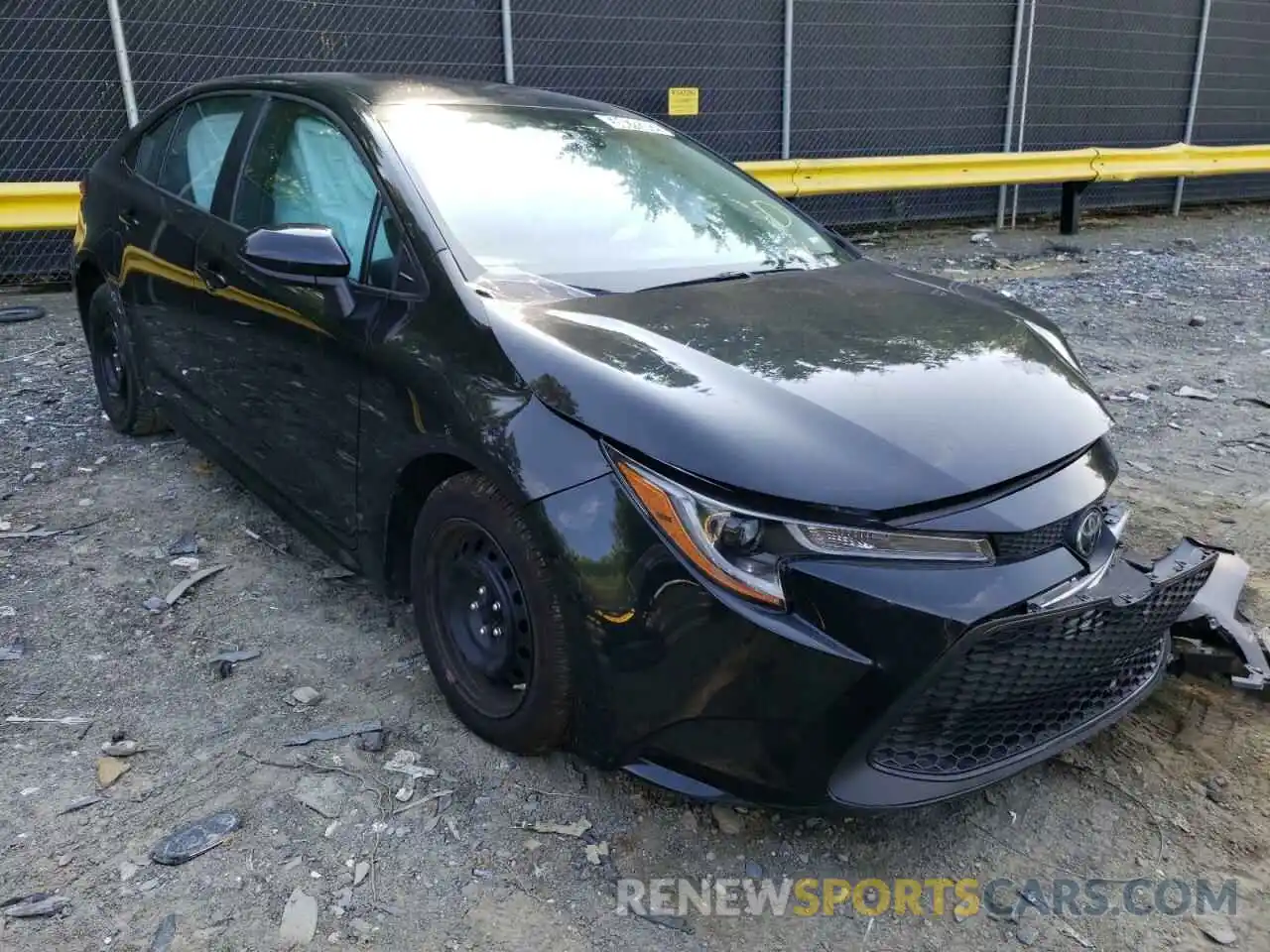 1 Photograph of a damaged car 5YFEPMAE3MP221493 TOYOTA COROLLA 2021