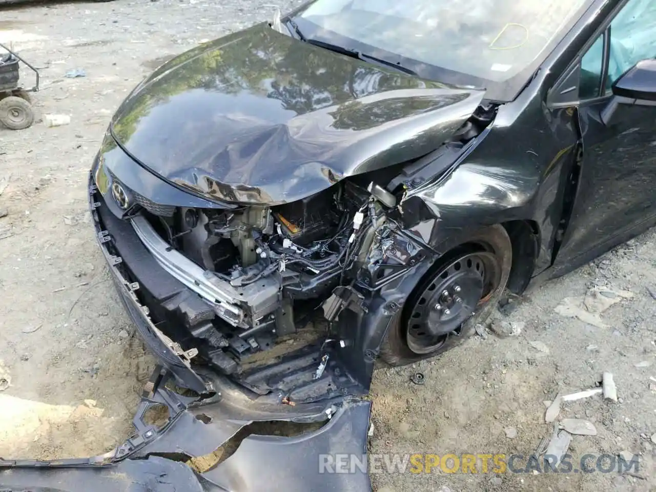 9 Photograph of a damaged car 5YFEPMAE3MP221493 TOYOTA COROLLA 2021