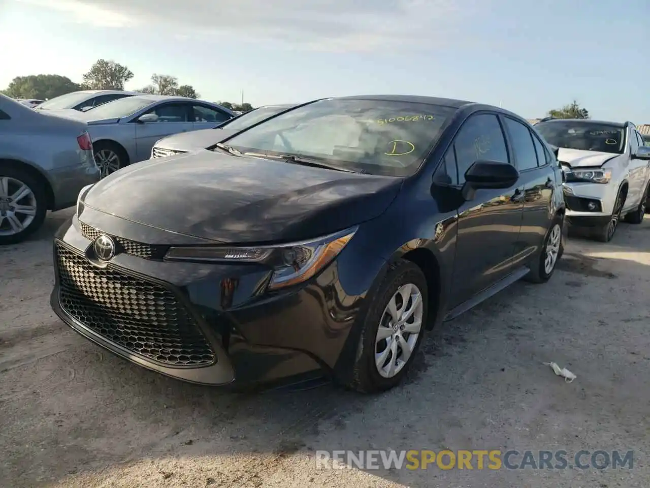 2 Photograph of a damaged car 5YFEPMAE3MP225561 TOYOTA COROLLA 2021