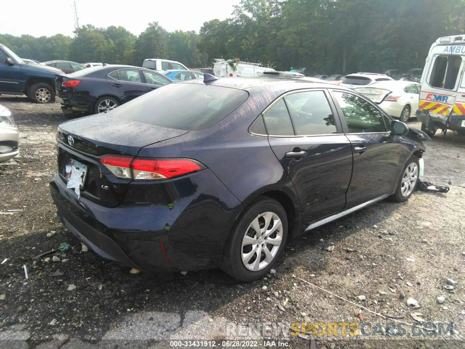 4 Photograph of a damaged car 5YFEPMAE3MP226015 TOYOTA COROLLA 2021