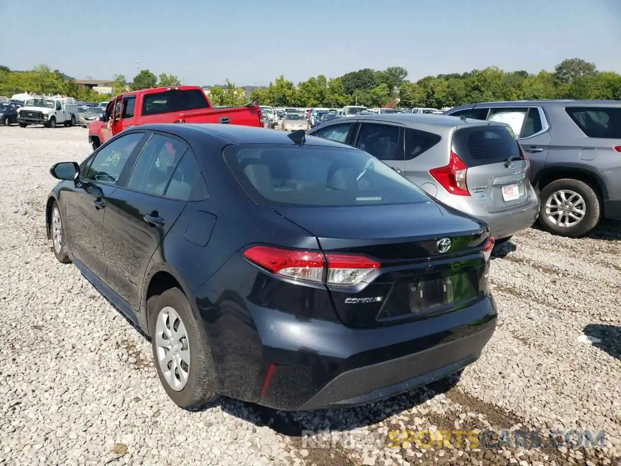 3 Photograph of a damaged car 5YFEPMAE3MP226063 TOYOTA COROLLA 2021