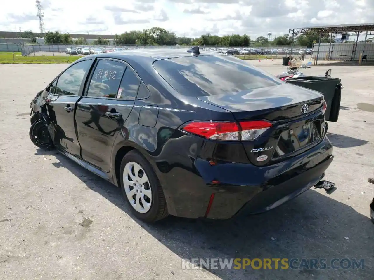 3 Photograph of a damaged car 5YFEPMAE3MP227438 TOYOTA COROLLA 2021