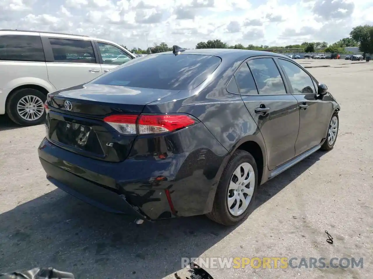 4 Photograph of a damaged car 5YFEPMAE3MP227438 TOYOTA COROLLA 2021