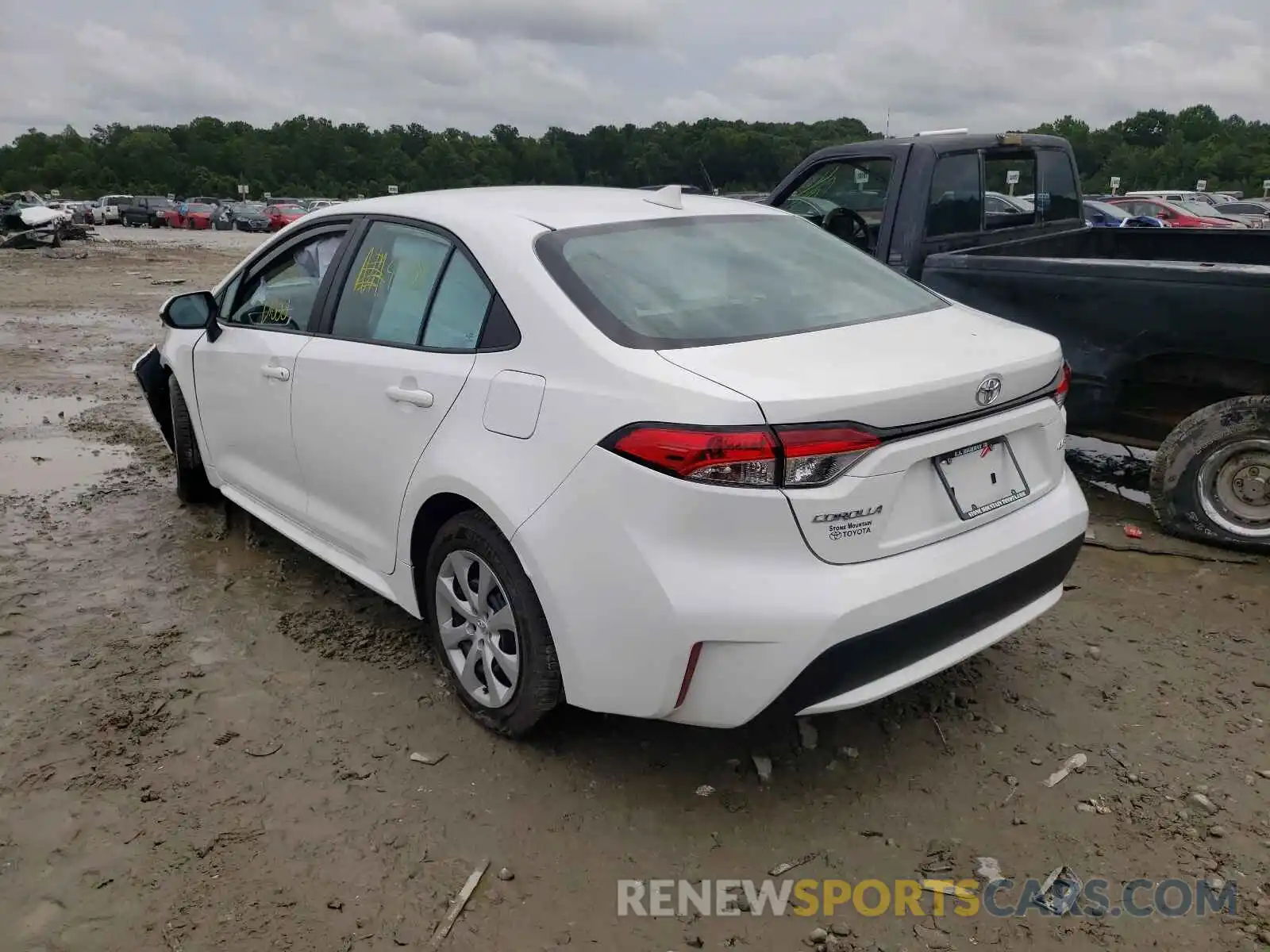 3 Photograph of a damaged car 5YFEPMAE3MP228962 TOYOTA COROLLA 2021