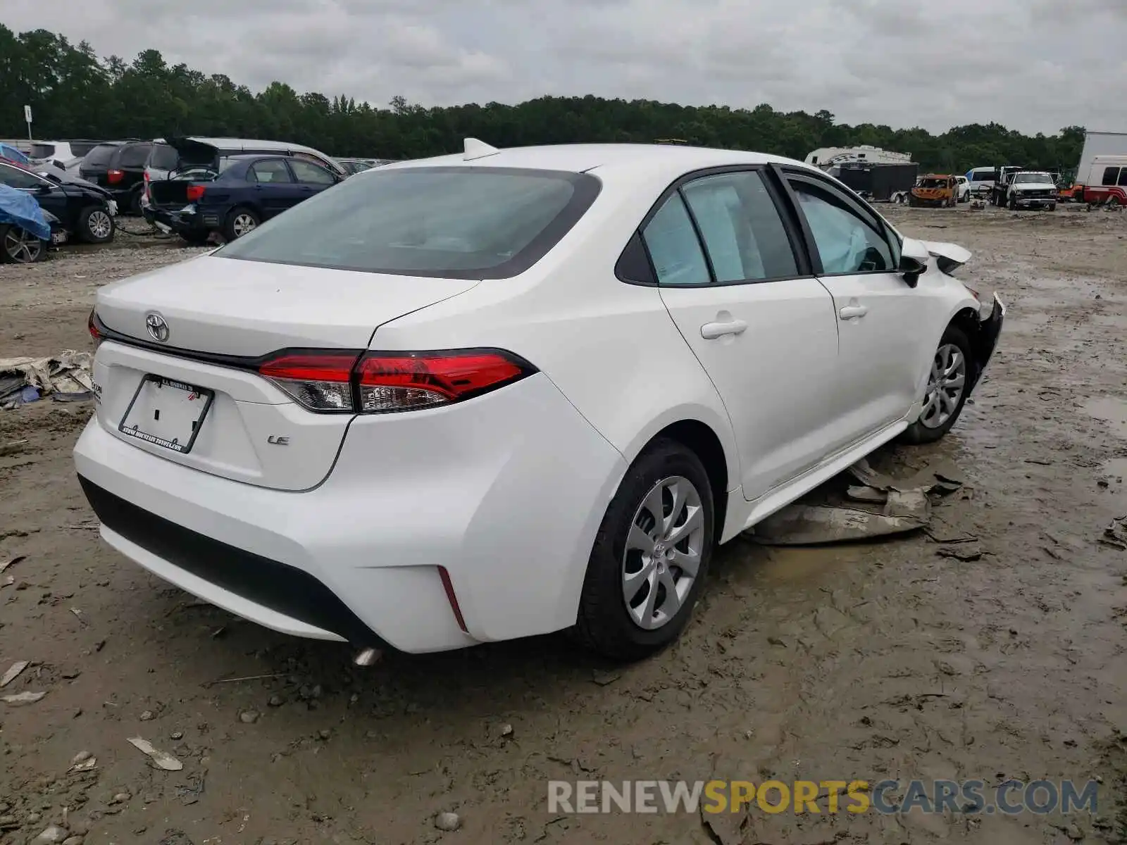 4 Photograph of a damaged car 5YFEPMAE3MP228962 TOYOTA COROLLA 2021