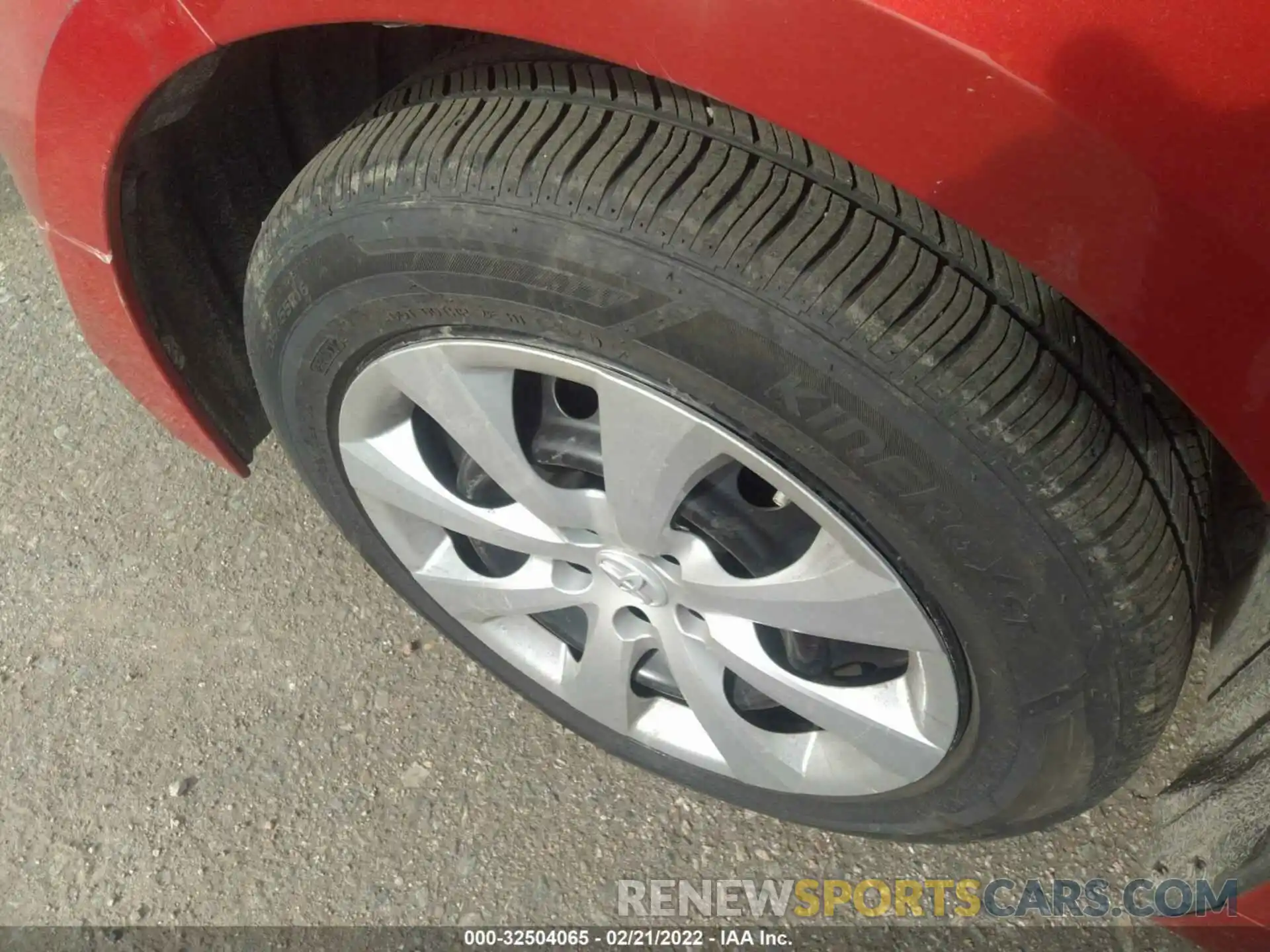 12 Photograph of a damaged car 5YFEPMAE3MP230596 TOYOTA COROLLA 2021