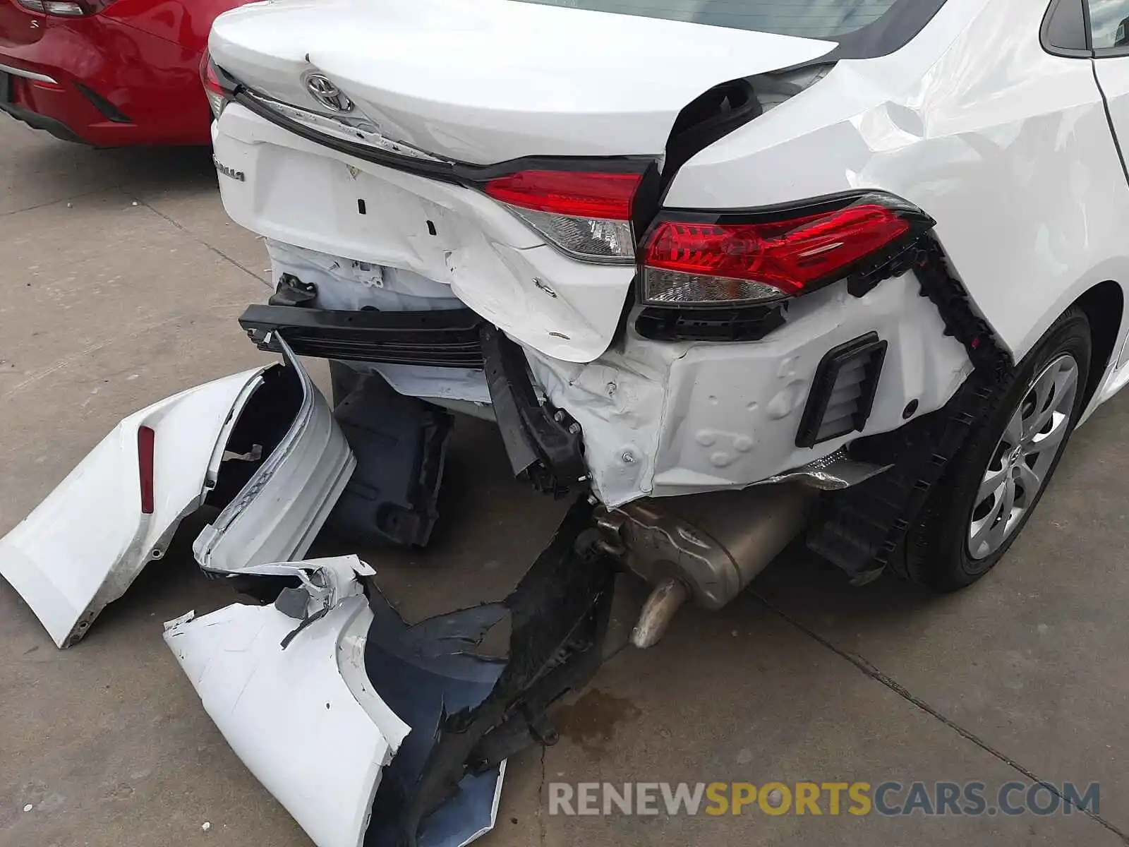 9 Photograph of a damaged car 5YFEPMAE3MP232333 TOYOTA COROLLA 2021