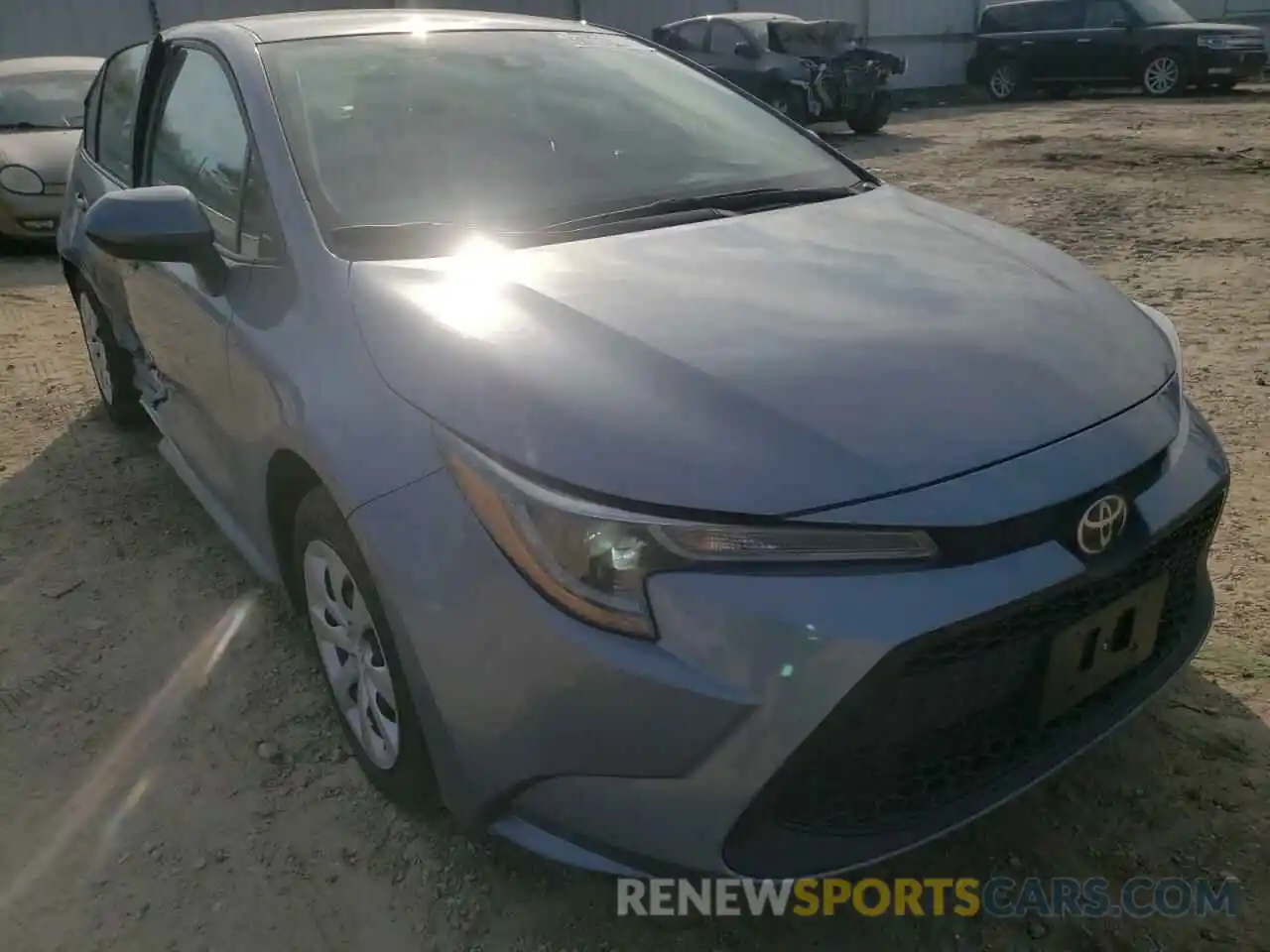 1 Photograph of a damaged car 5YFEPMAE3MP234020 TOYOTA COROLLA 2021