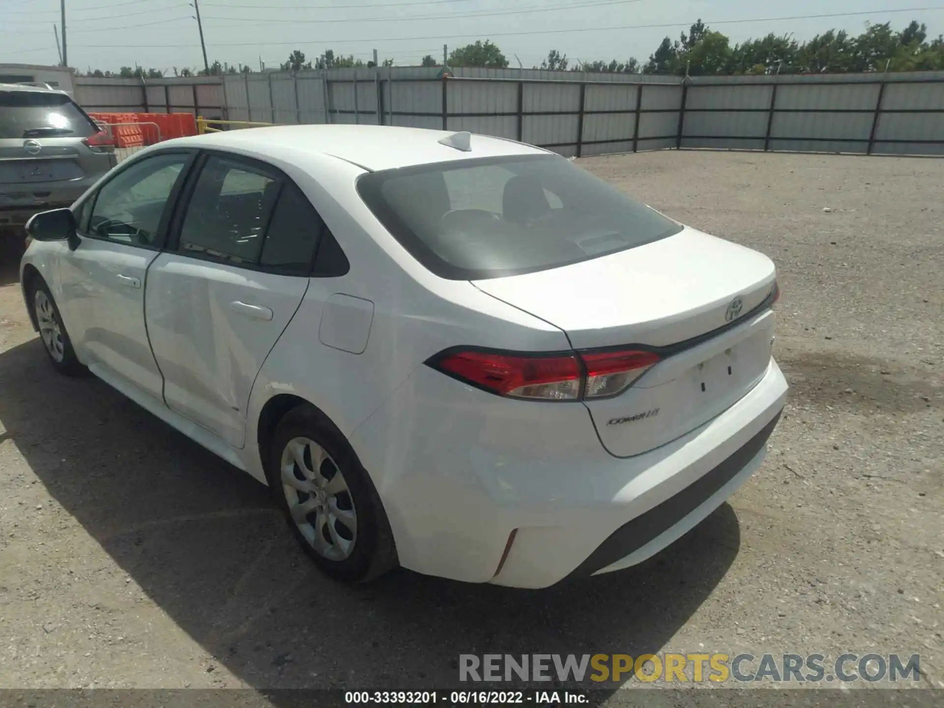 3 Photograph of a damaged car 5YFEPMAE3MP234146 TOYOTA COROLLA 2021