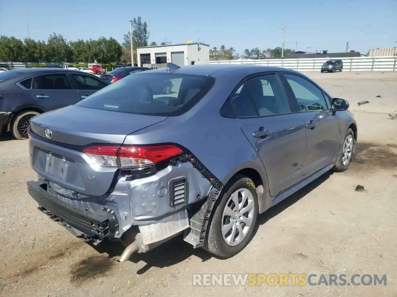 4 Photograph of a damaged car 5YFEPMAE3MP235684 TOYOTA COROLLA 2021