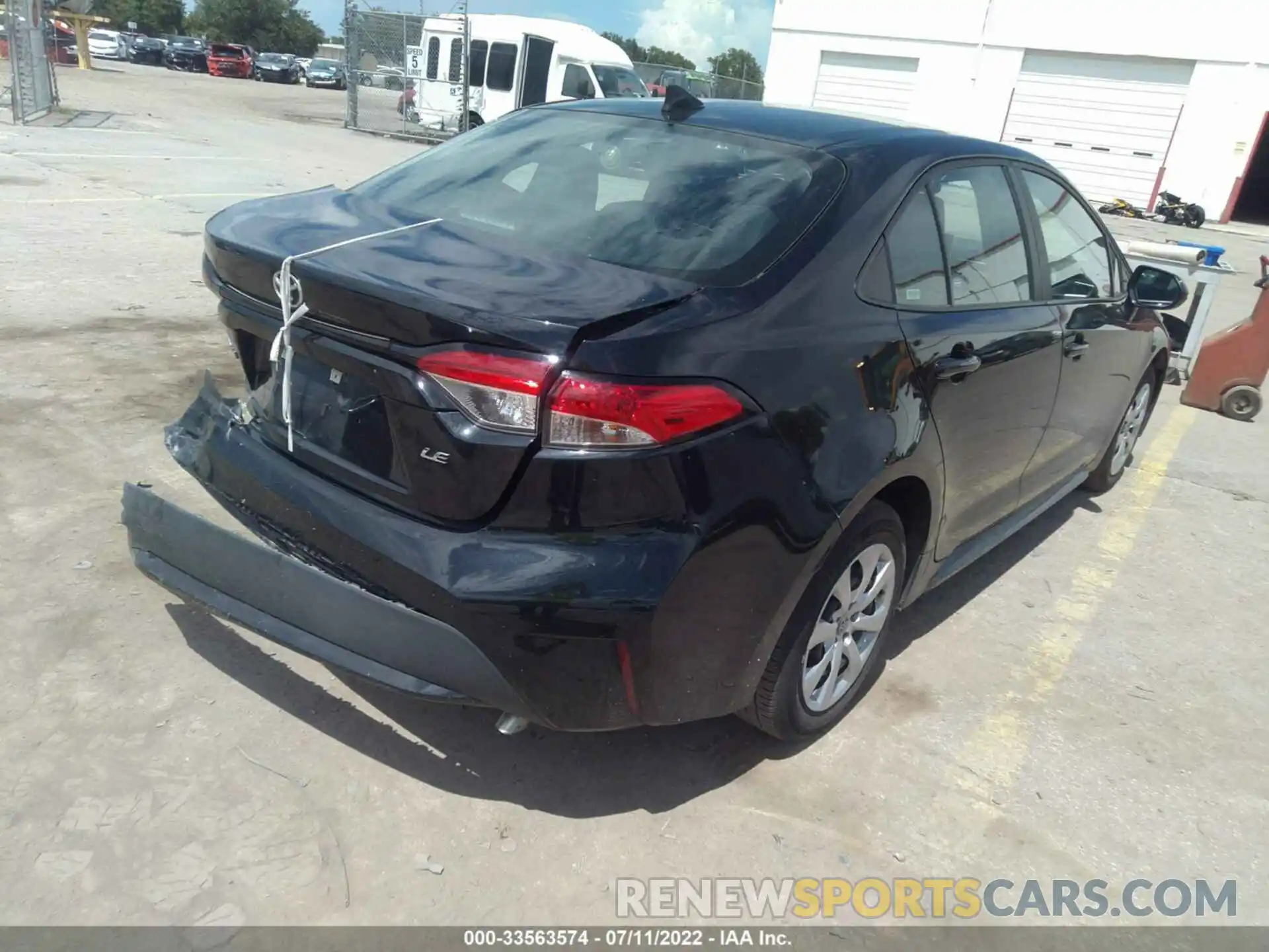 4 Photograph of a damaged car 5YFEPMAE3MP239041 TOYOTA COROLLA 2021