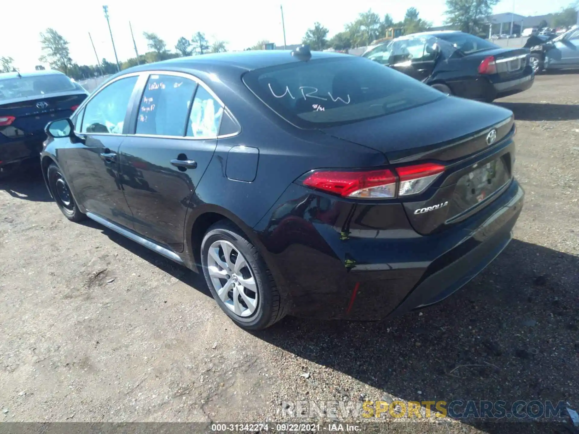 3 Photograph of a damaged car 5YFEPMAE3MP239217 TOYOTA COROLLA 2021