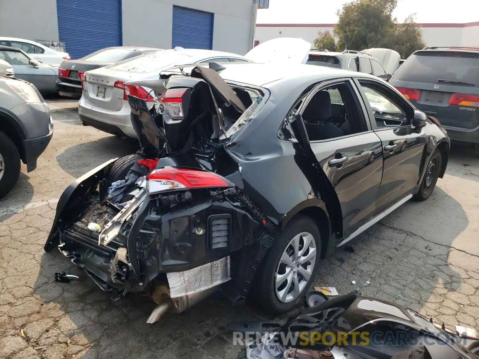 4 Photograph of a damaged car 5YFEPMAE3MP242330 TOYOTA COROLLA 2021