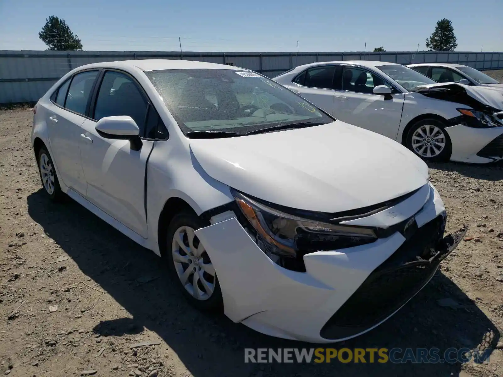 1 Photograph of a damaged car 5YFEPMAE3MP243753 TOYOTA COROLLA 2021