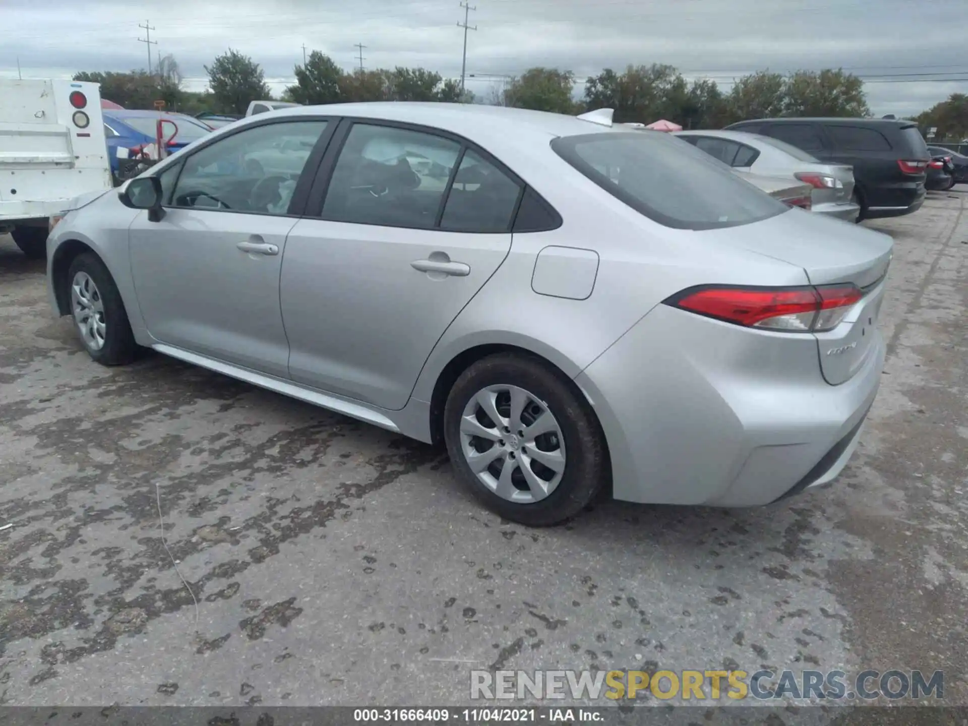 3 Photograph of a damaged car 5YFEPMAE3MP246510 TOYOTA COROLLA 2021