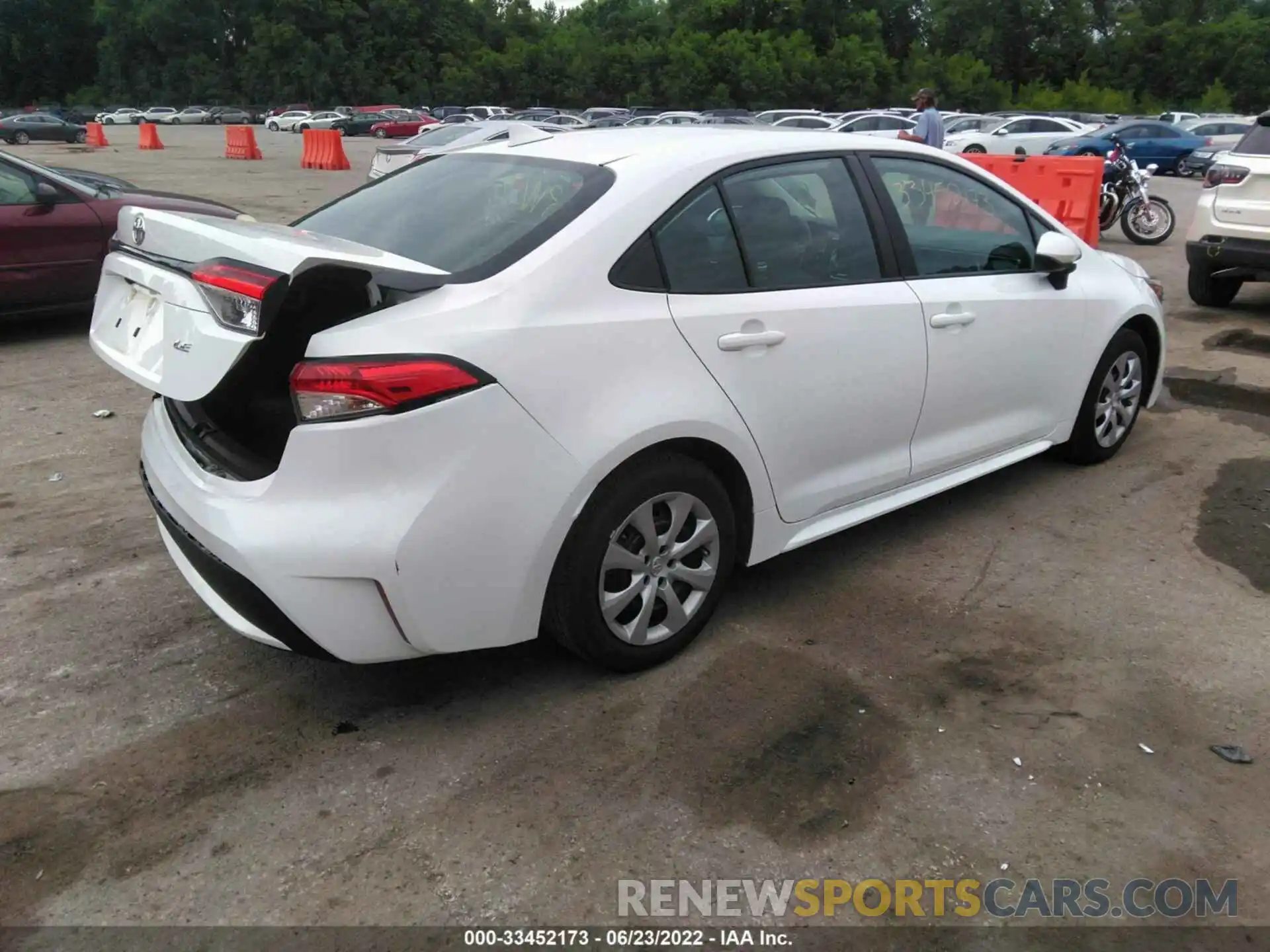 4 Photograph of a damaged car 5YFEPMAE3MP247494 TOYOTA COROLLA 2021