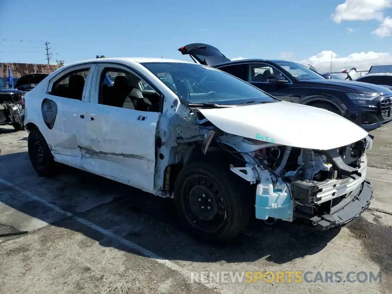 4 Photograph of a damaged car 5YFEPMAE3MP249732 TOYOTA COROLLA 2021