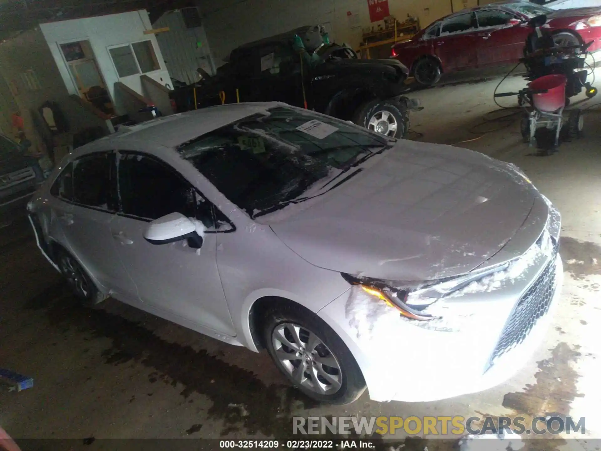 1 Photograph of a damaged car 5YFEPMAE3MP250766 TOYOTA COROLLA 2021