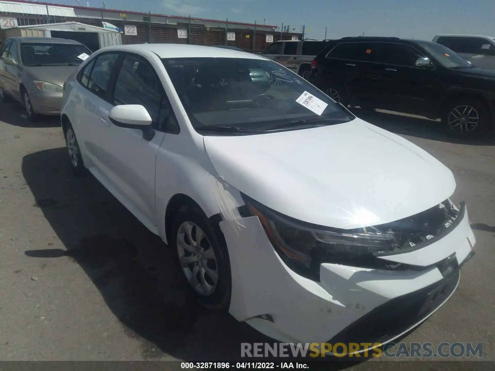 1 Photograph of a damaged car 5YFEPMAE3MP251125 TOYOTA COROLLA 2021