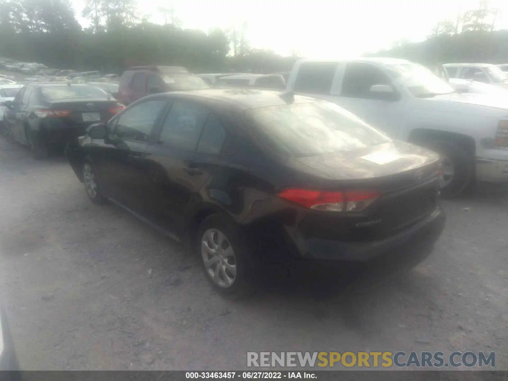 3 Photograph of a damaged car 5YFEPMAE3MP252470 TOYOTA COROLLA 2021