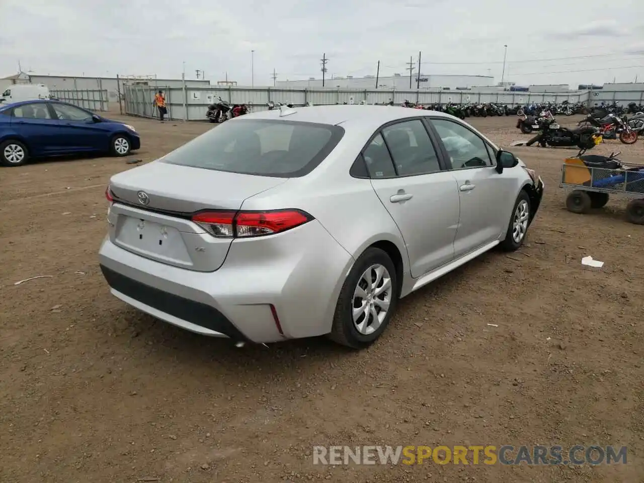 4 Photograph of a damaged car 5YFEPMAE3MP253635 TOYOTA COROLLA 2021