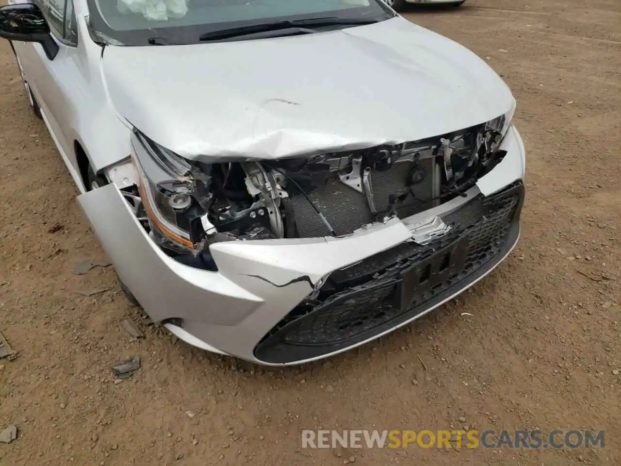 9 Photograph of a damaged car 5YFEPMAE3MP253635 TOYOTA COROLLA 2021