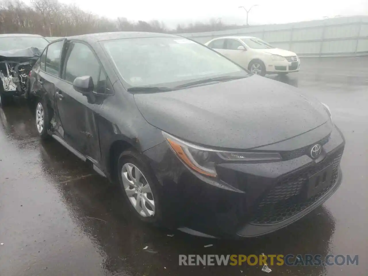 1 Photograph of a damaged car 5YFEPMAE3MP256714 TOYOTA COROLLA 2021