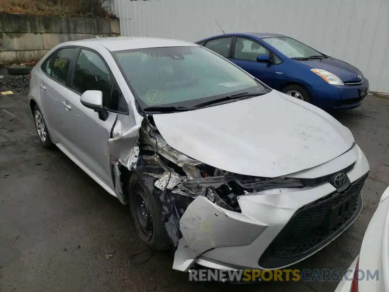 1 Photograph of a damaged car 5YFEPMAE3MP258396 TOYOTA COROLLA 2021