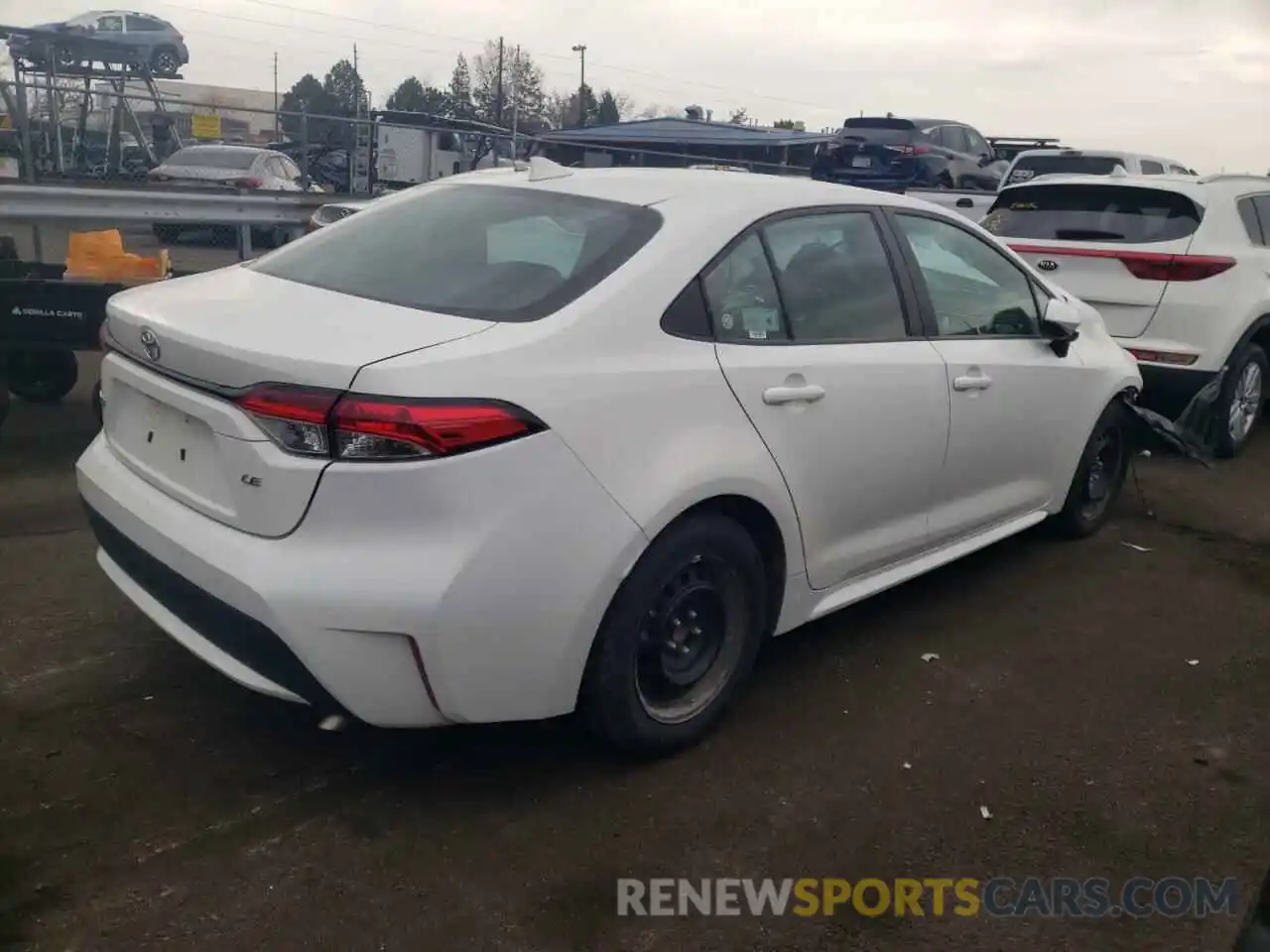 4 Photograph of a damaged car 5YFEPMAE3MP259273 TOYOTA COROLLA 2021