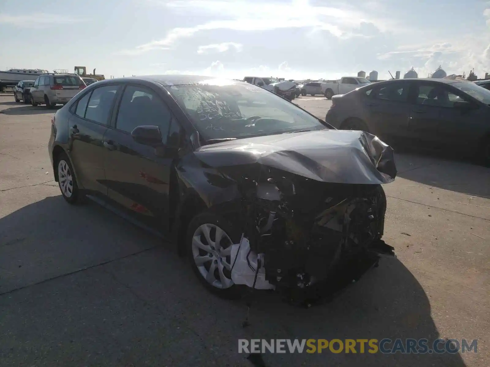 1 Photograph of a damaged car 5YFEPMAE3MP263226 TOYOTA COROLLA 2021