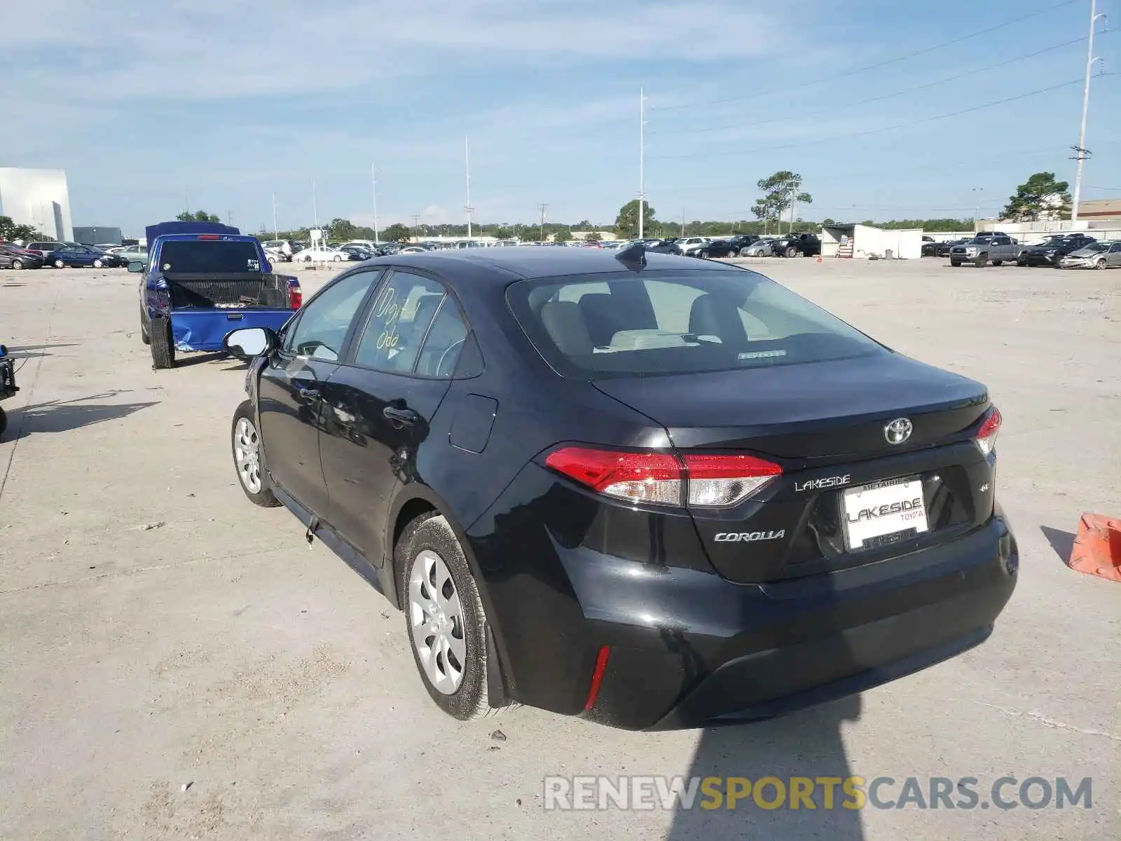 3 Photograph of a damaged car 5YFEPMAE3MP263226 TOYOTA COROLLA 2021