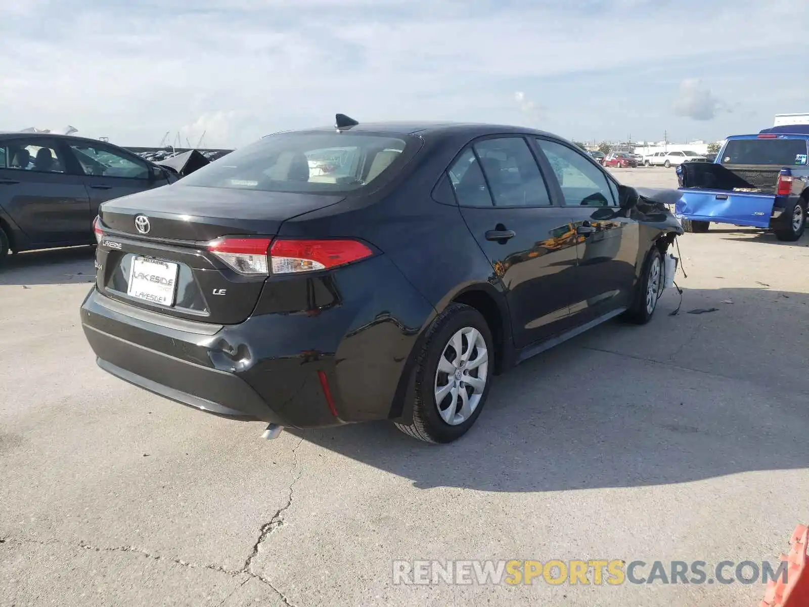 4 Photograph of a damaged car 5YFEPMAE3MP263226 TOYOTA COROLLA 2021