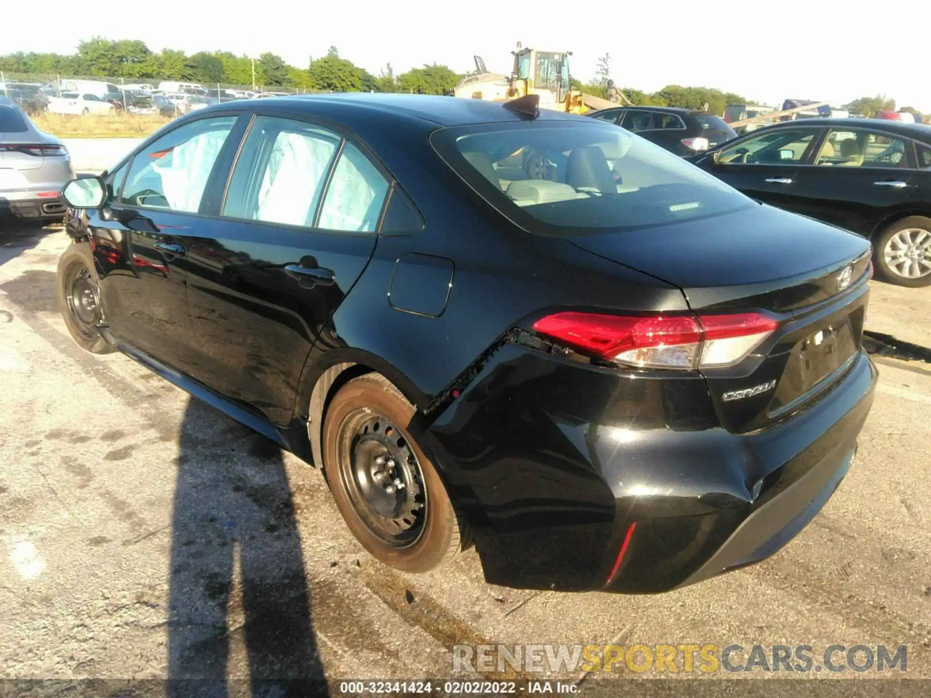 3 Photograph of a damaged car 5YFEPMAE3MP265249 TOYOTA COROLLA 2021