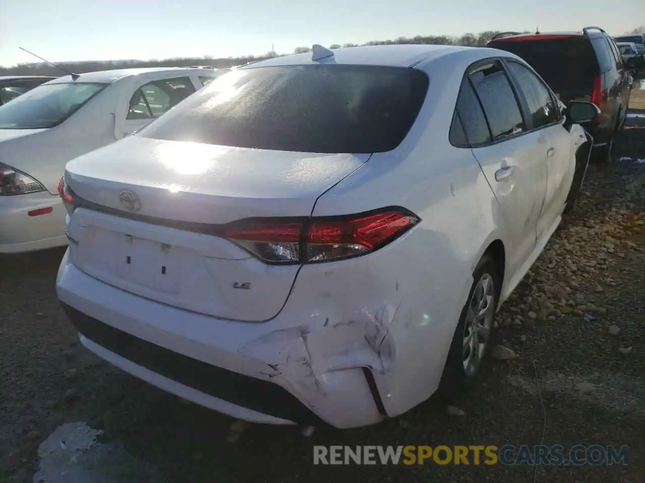 4 Photograph of a damaged car 5YFEPMAE4MP150188 TOYOTA COROLLA 2021