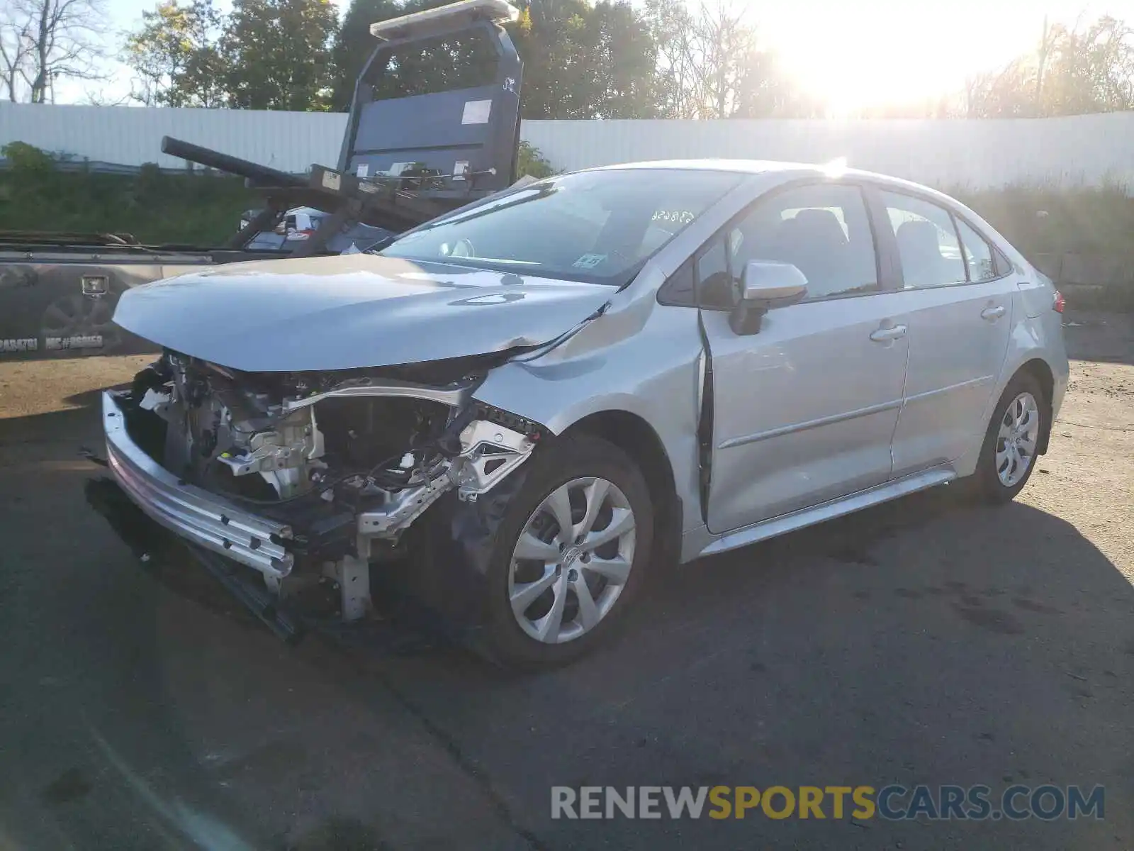 2 Photograph of a damaged car 5YFEPMAE4MP152720 TOYOTA COROLLA 2021