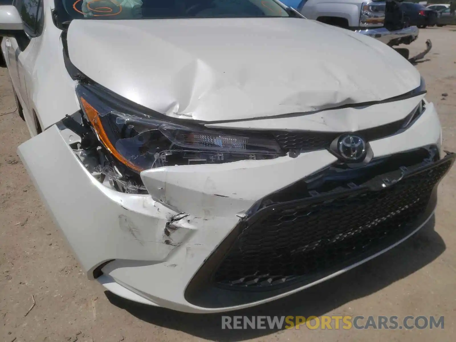 9 Photograph of a damaged car 5YFEPMAE4MP154869 TOYOTA COROLLA 2021