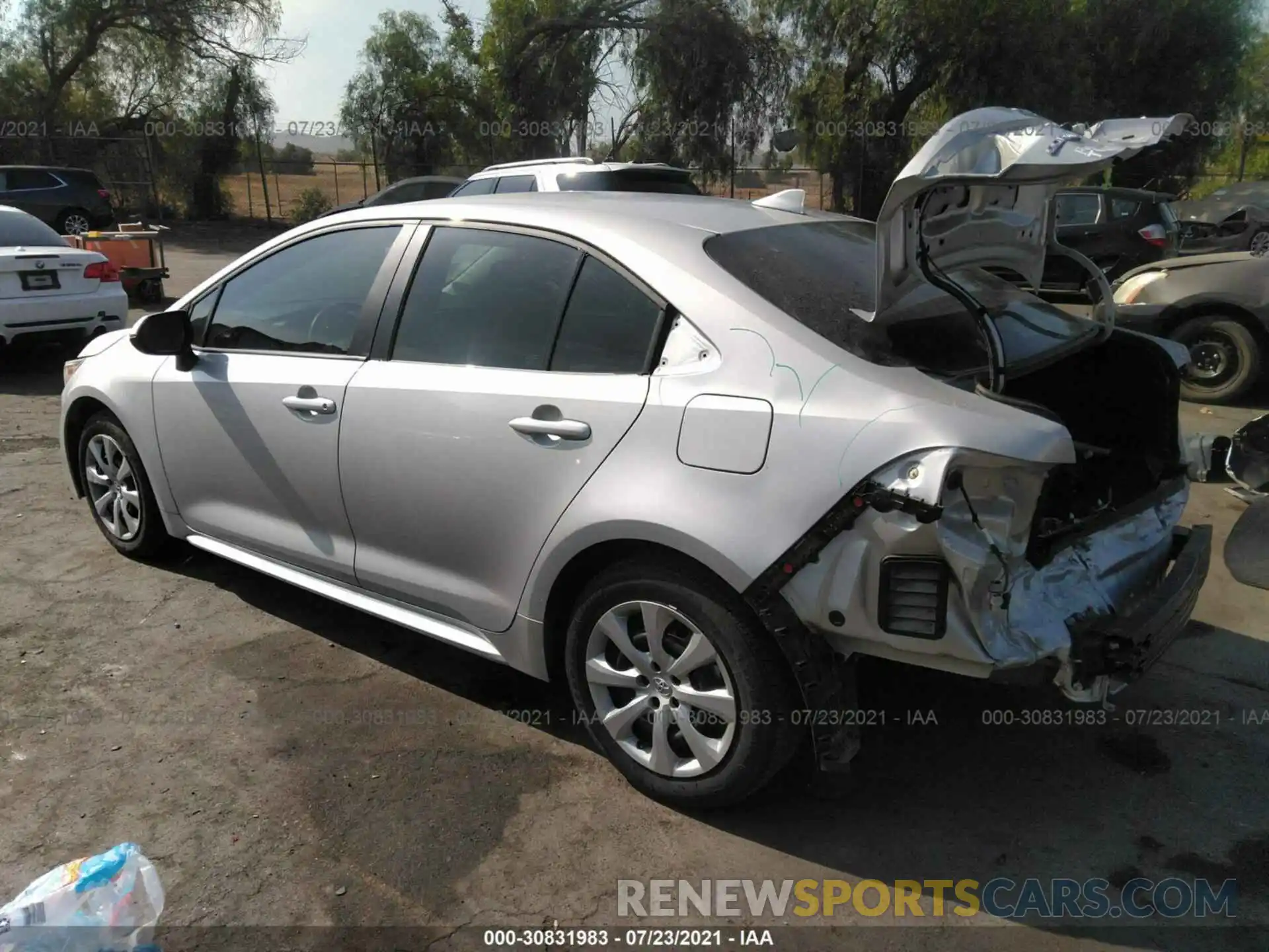 3 Photograph of a damaged car 5YFEPMAE4MP156380 TOYOTA COROLLA 2021