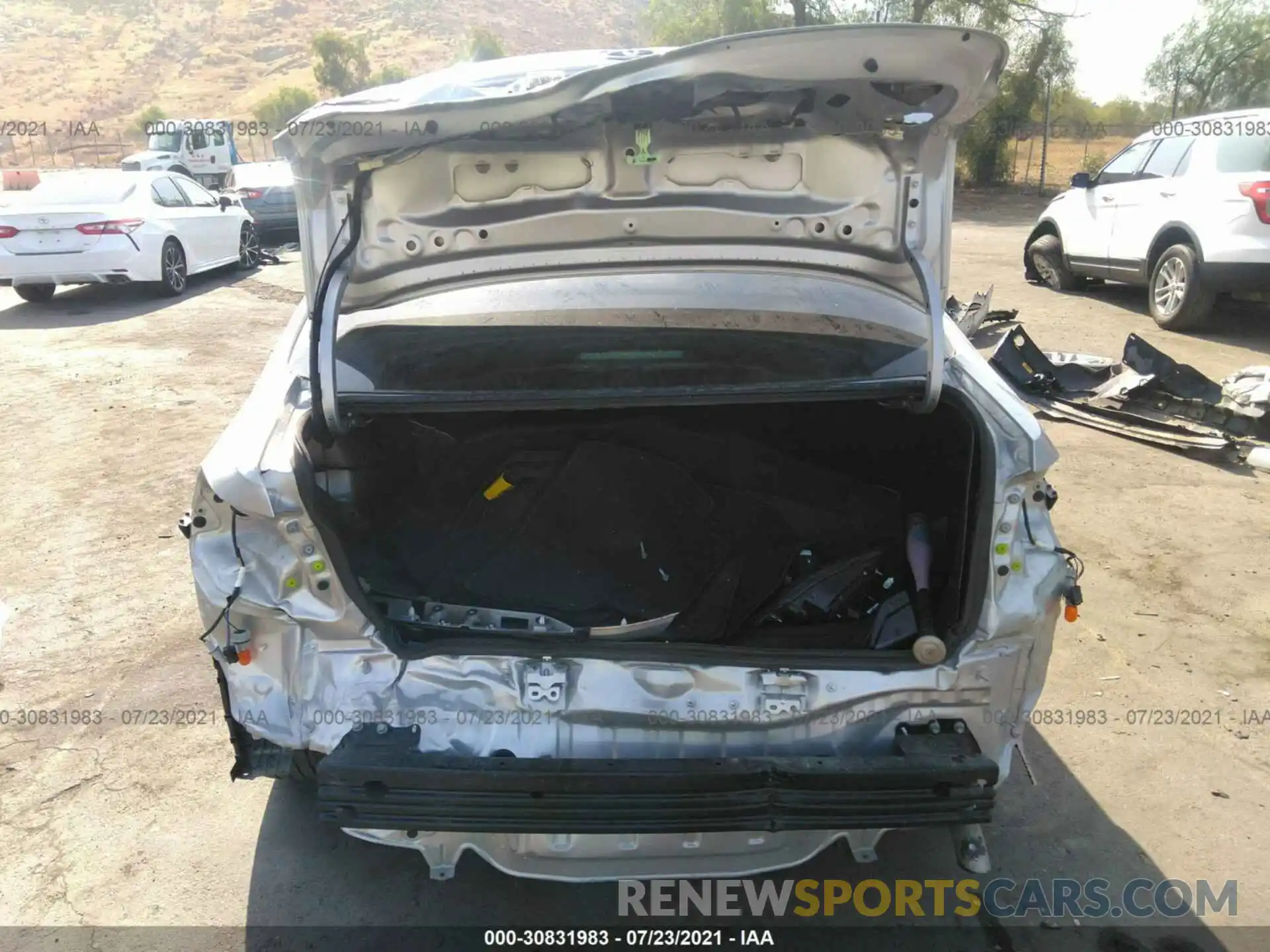 6 Photograph of a damaged car 5YFEPMAE4MP156380 TOYOTA COROLLA 2021