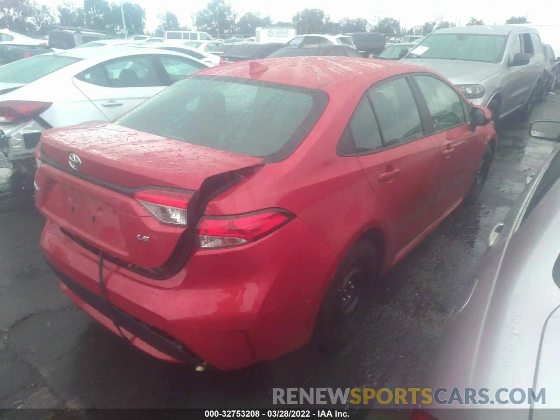 4 Photograph of a damaged car 5YFEPMAE4MP159215 TOYOTA COROLLA 2021