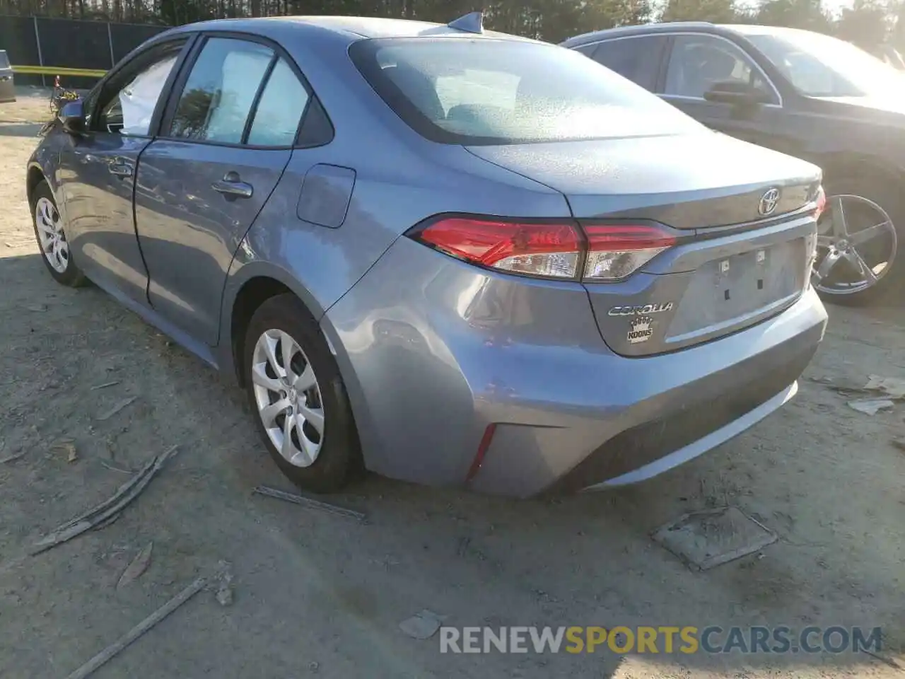 3 Photograph of a damaged car 5YFEPMAE4MP161403 TOYOTA COROLLA 2021