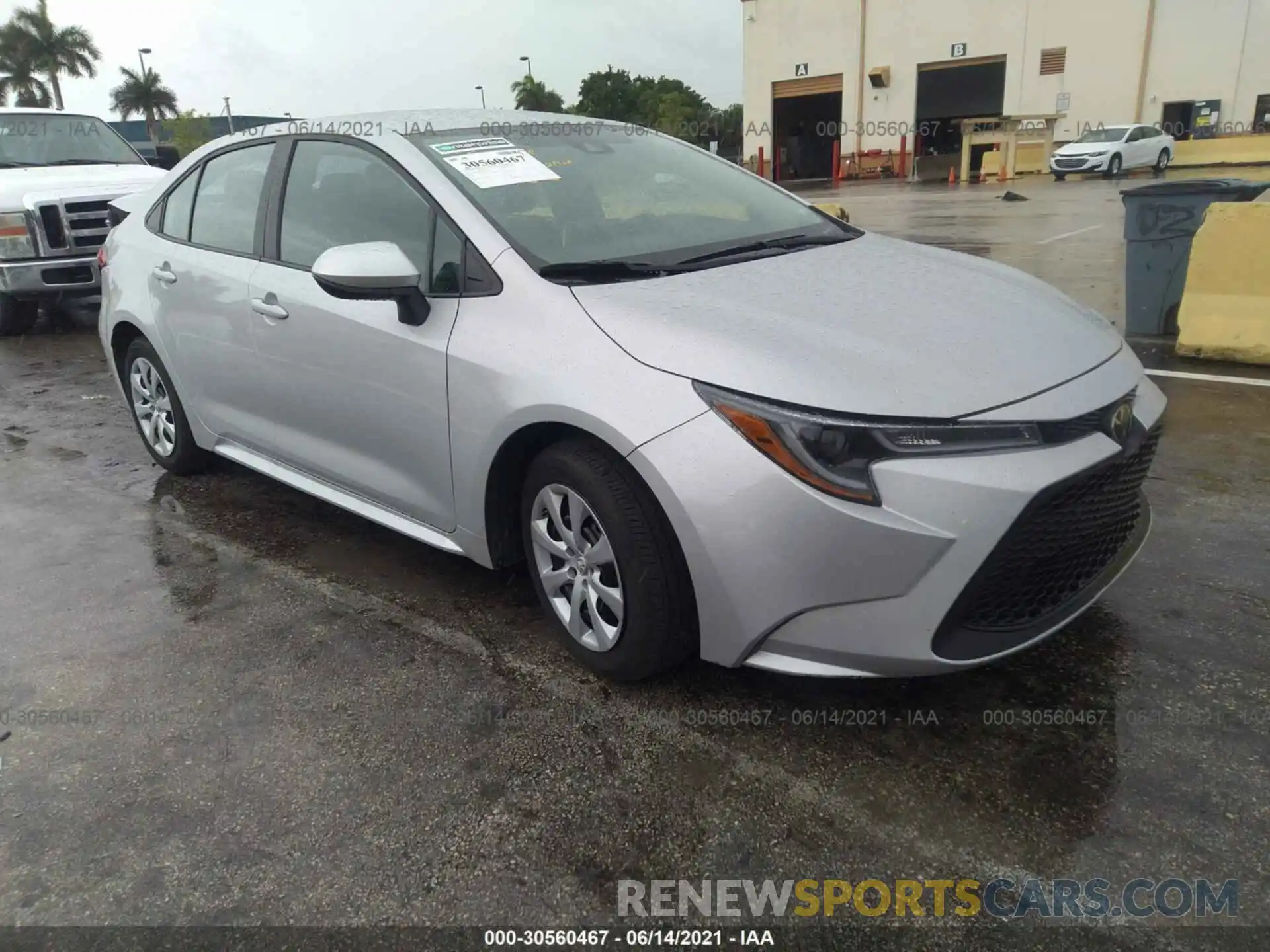 1 Photograph of a damaged car 5YFEPMAE4MP165435 TOYOTA COROLLA 2021