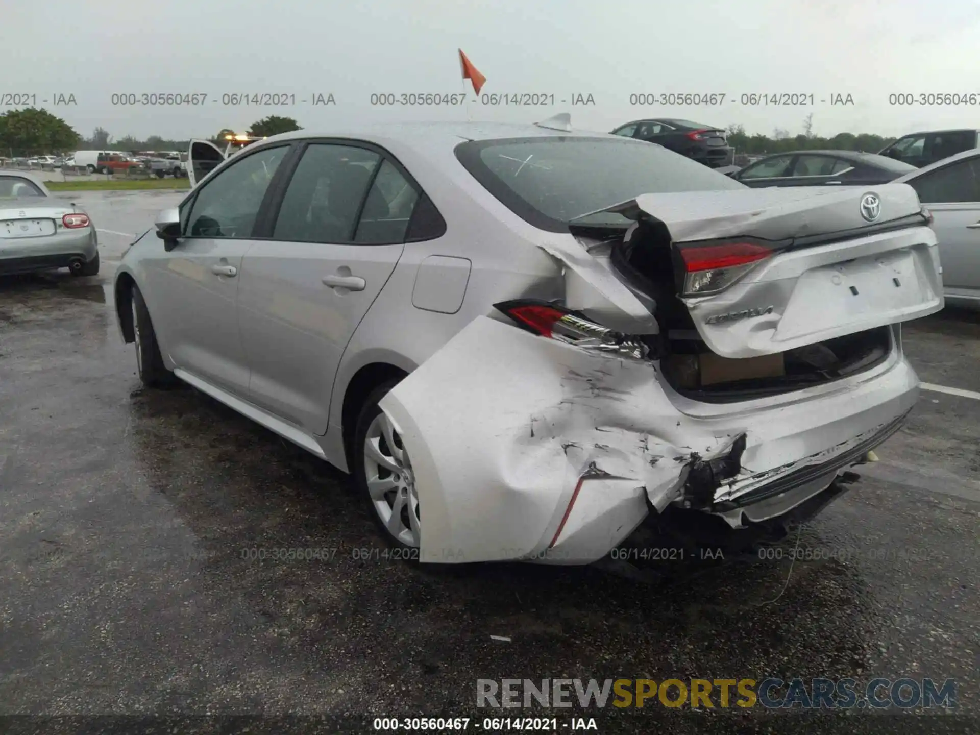 3 Photograph of a damaged car 5YFEPMAE4MP165435 TOYOTA COROLLA 2021