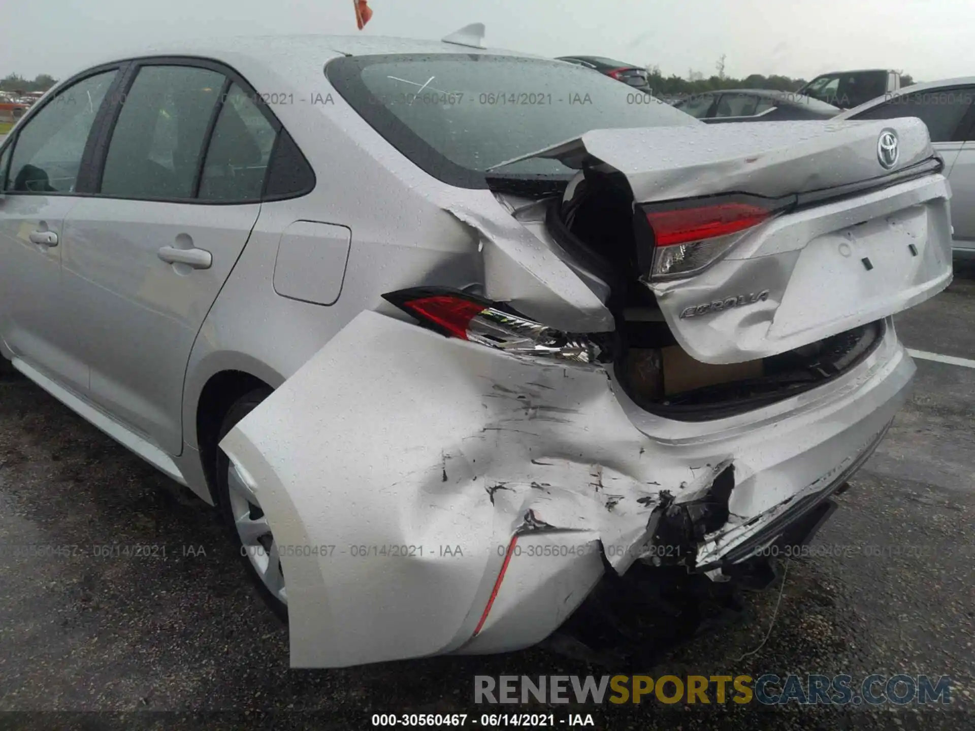 6 Photograph of a damaged car 5YFEPMAE4MP165435 TOYOTA COROLLA 2021