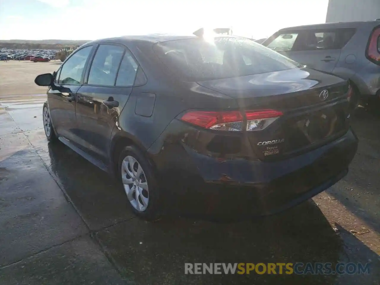 3 Photograph of a damaged car 5YFEPMAE4MP167749 TOYOTA COROLLA 2021