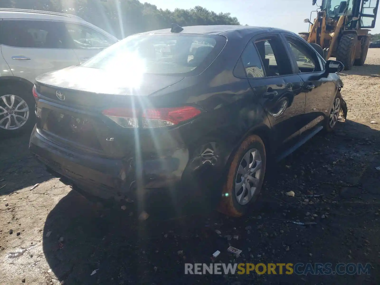 4 Photograph of a damaged car 5YFEPMAE4MP168724 TOYOTA COROLLA 2021