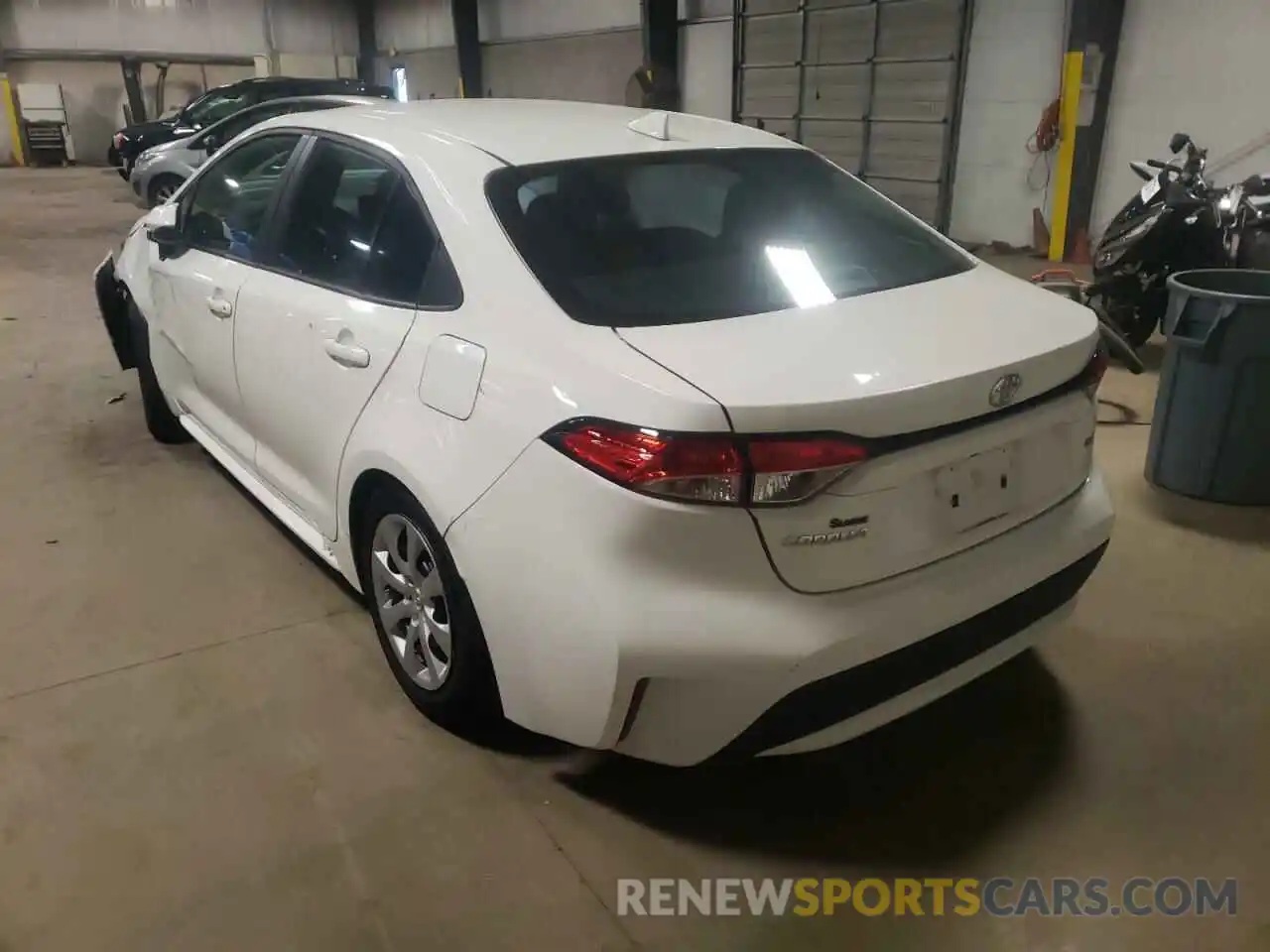 3 Photograph of a damaged car 5YFEPMAE4MP169601 TOYOTA COROLLA 2021