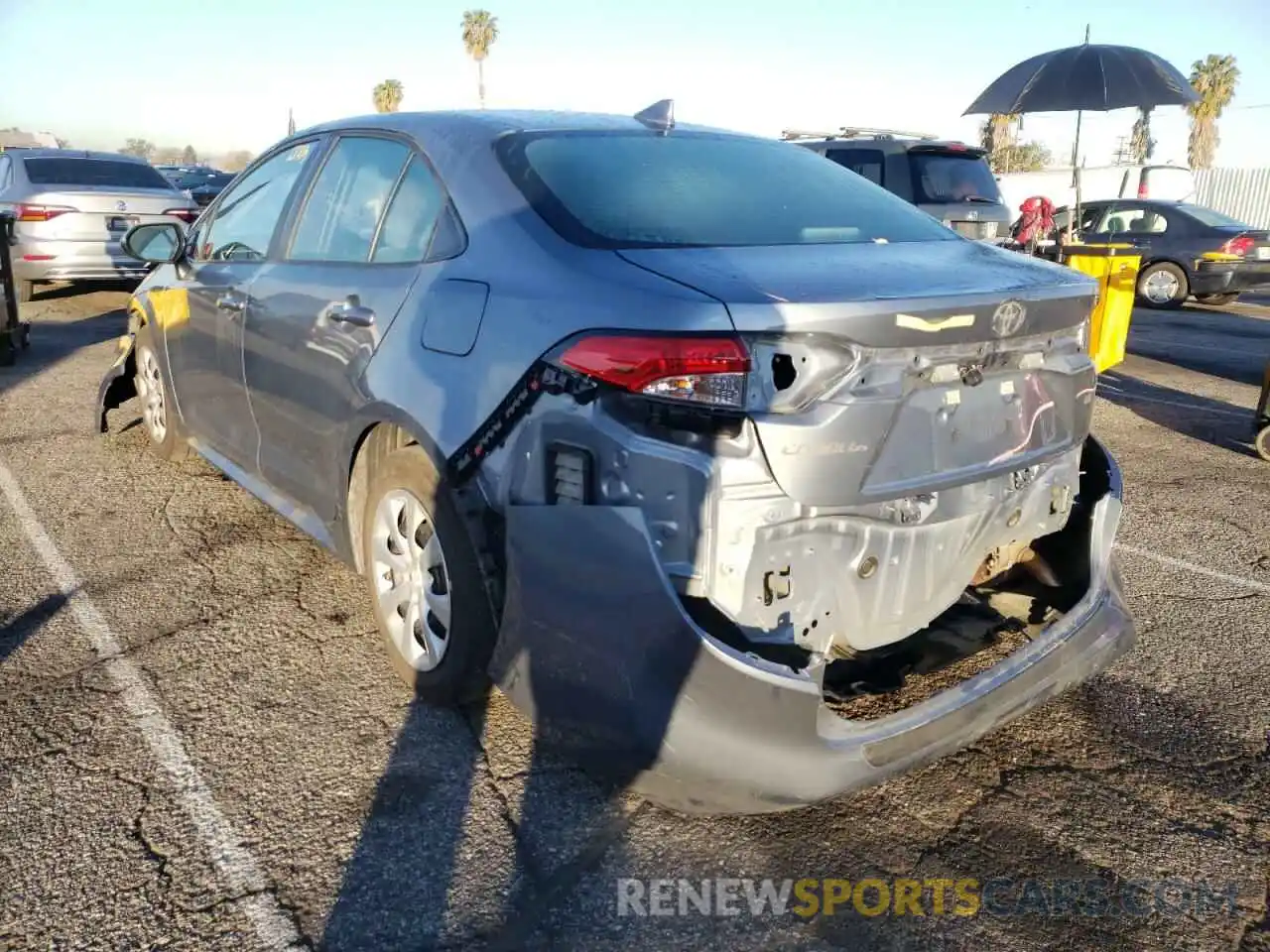 3 Photograph of a damaged car 5YFEPMAE4MP170649 TOYOTA COROLLA 2021