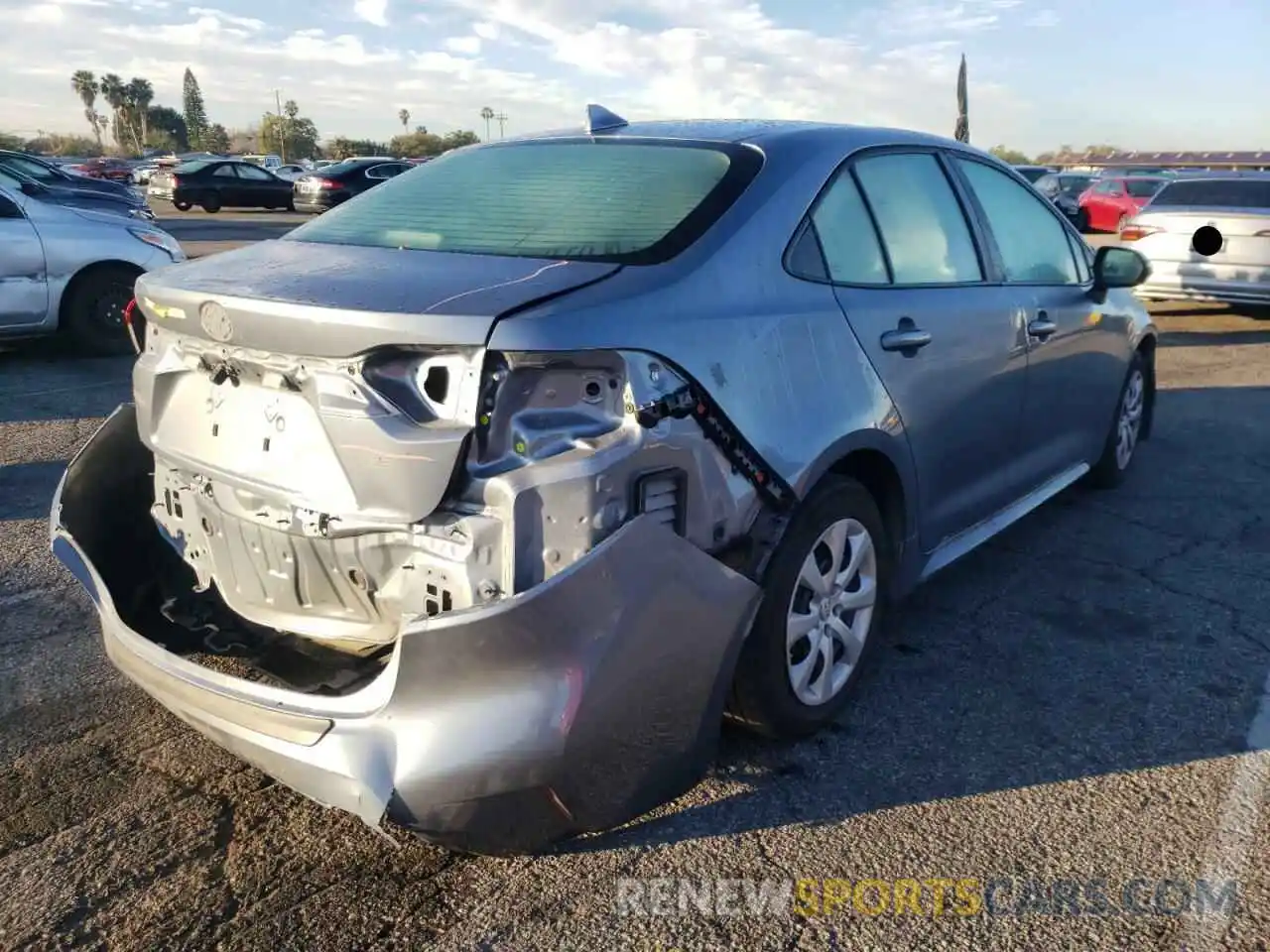 4 Photograph of a damaged car 5YFEPMAE4MP170649 TOYOTA COROLLA 2021